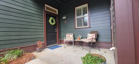 A home in North Charleston