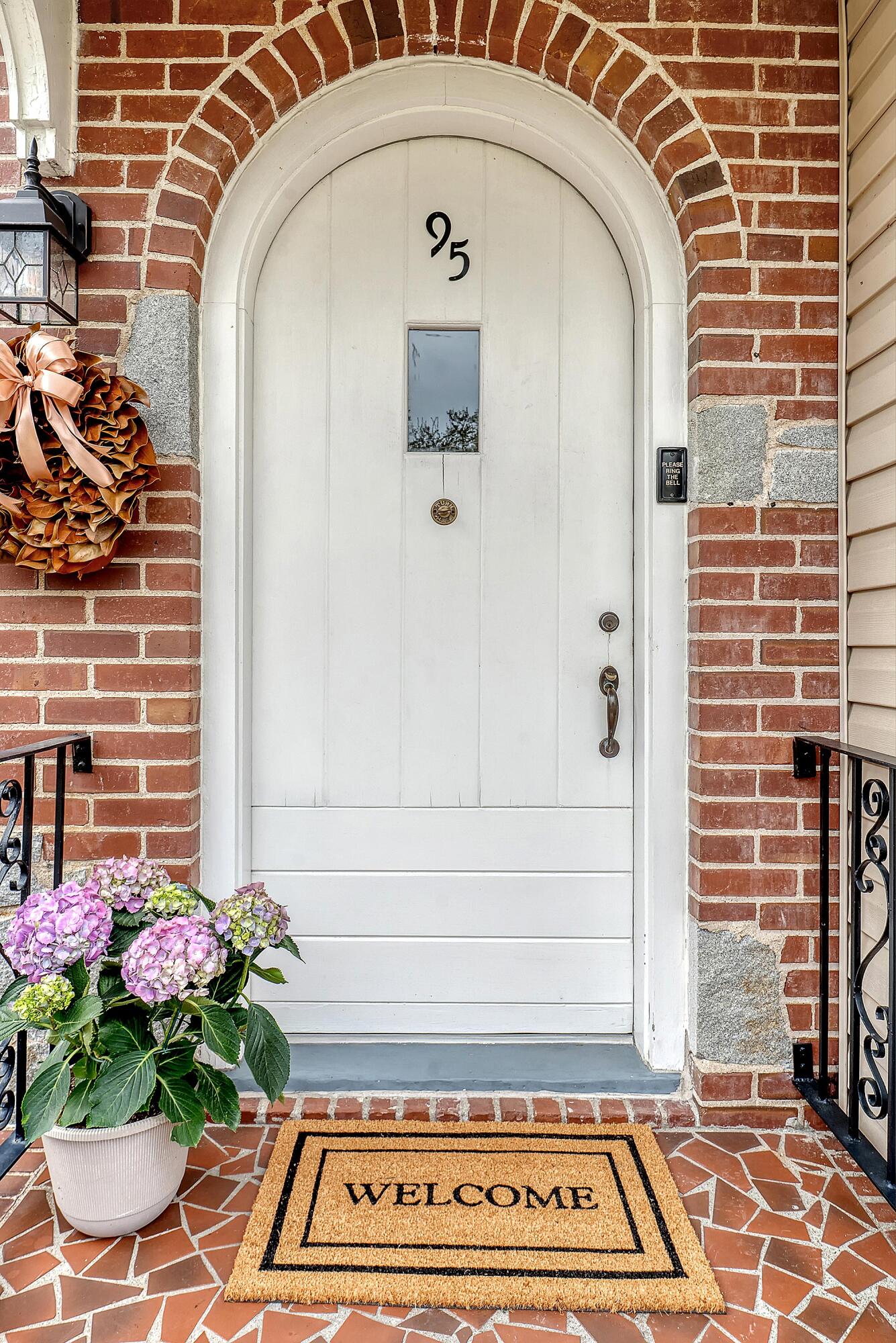 95 Plymouth Avenue