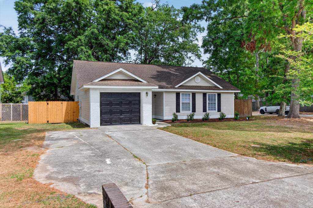 Photo of 4410 Rice Mill Drive, Charleston, SC 29420 (MLS # 26025451)