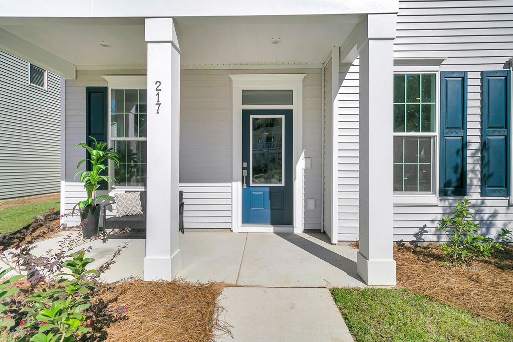 Photo of 107 Brown Cow Way, Summerville, SC 29483 (MLS # 25024490)