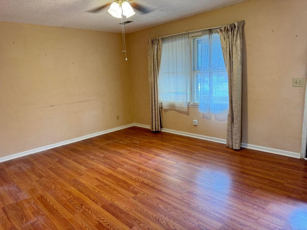 Photo of 104 Forest Lane, Summerville, SC 29486 (MLS # 26006254)