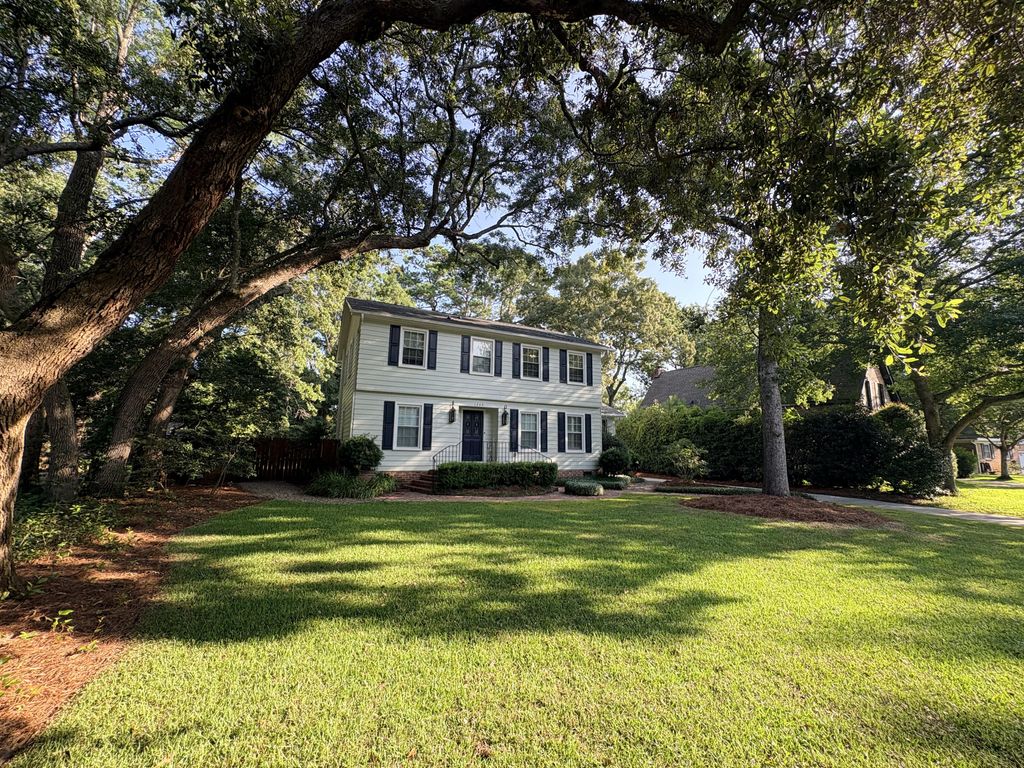 Photo of 1249 Dearsley Court, Mount Pleasant, SC 29464 (MLS # 26018592)
