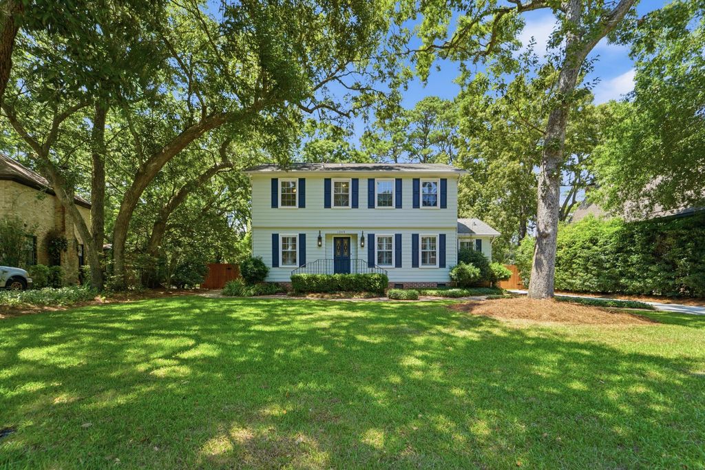 Photo of 1249 Dearsley Court, Mount Pleasant, SC 29464 (MLS # 26018592)