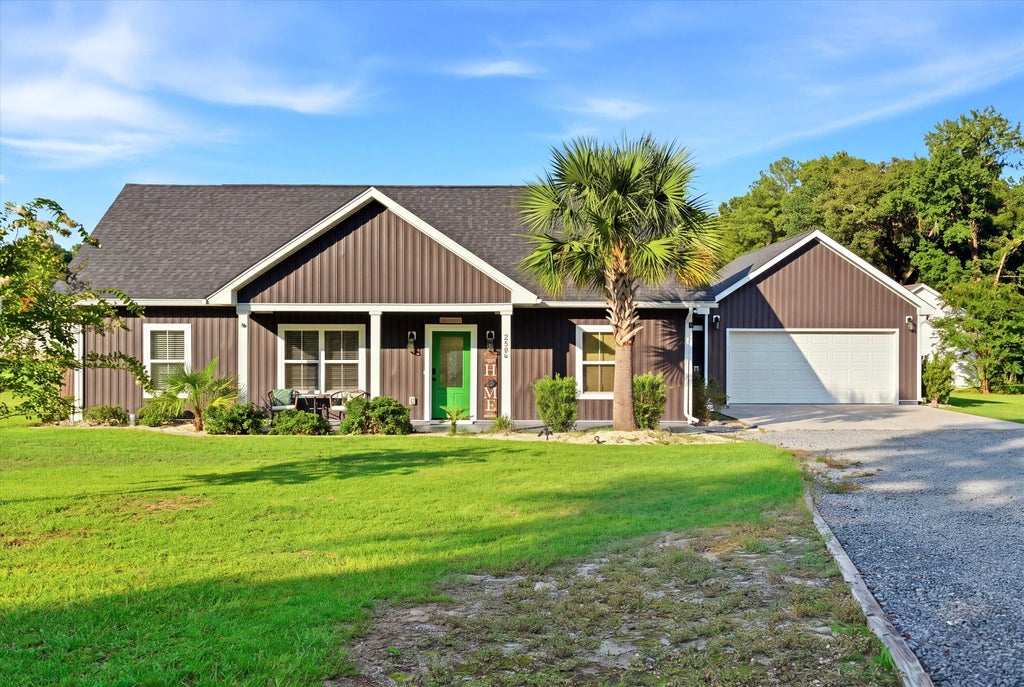 Photo of 2536 Old Gilliard Road, Ridgeville, SC 29472 (MLS # 26022414)