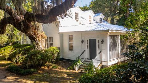 Photo of 2518 Grace Chapel Road, Wadmalaw Island, SC 29487 (MLS # 25027179)