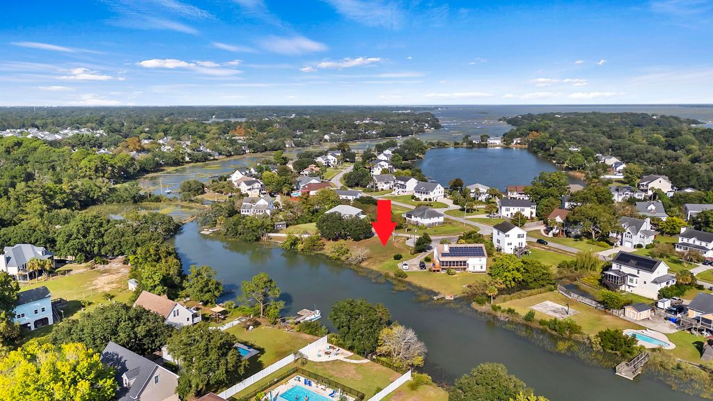 Photo of 1410 Ordinance Point, Charleston, SC 29412 (MLS # 25026428)
