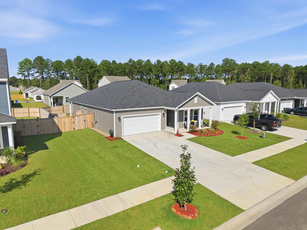Photo of 5213 Cottage Landing Drive, Summerville, SC 29485 (MLS # 26028635)