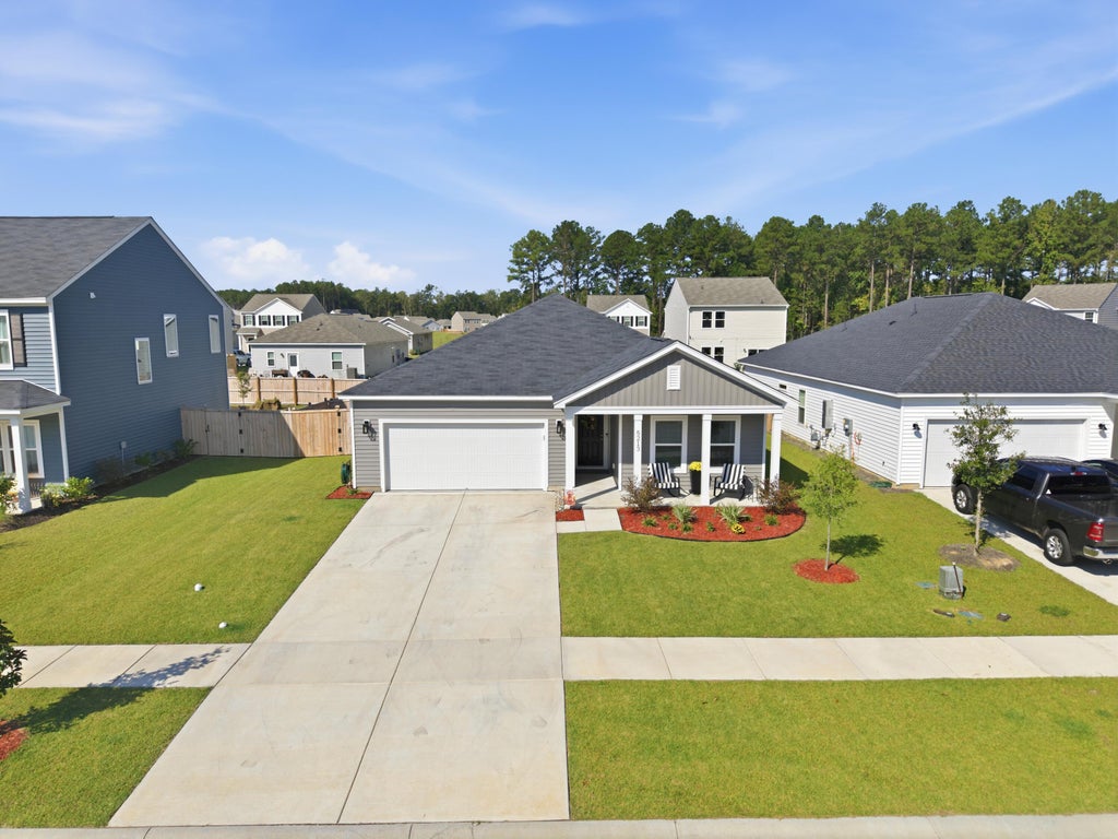 Photo of 5213 Cottage Landing Drive, Summerville, SC 29485 (MLS # 26028635)