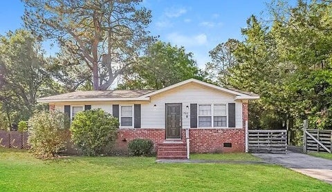 Photo of 1500 Seacroft Road, James Island, SC 29412 (MLS # 26007212)