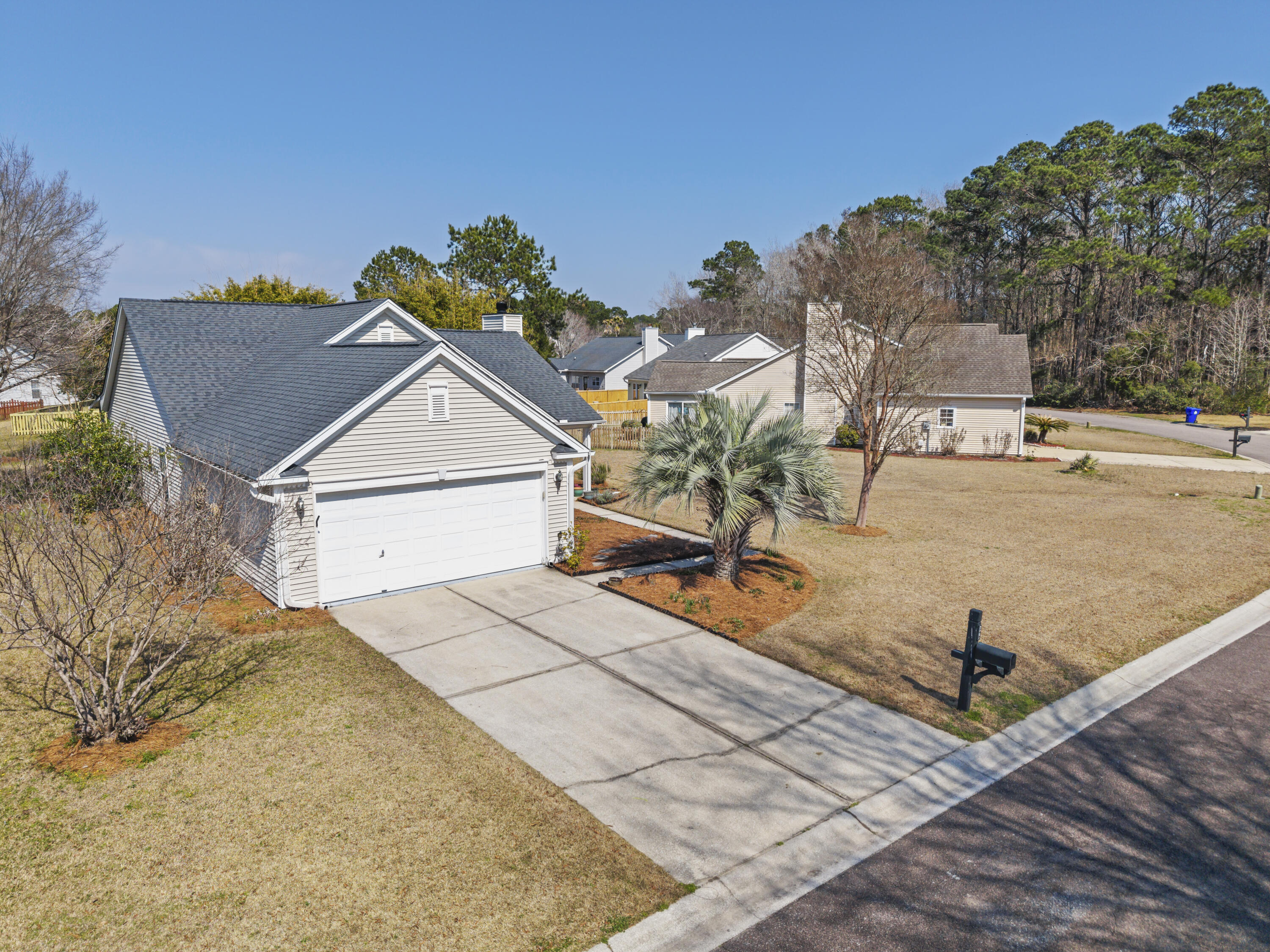 2701 Palmetto Hall Boulevard