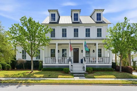 Photo of 536 Lesesne Street, Charleston, SC 29492 (MLS # 26008793)