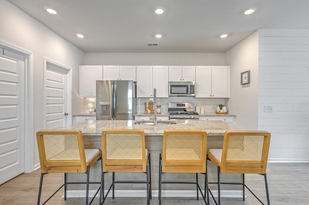 Photo of 720 Jancus Street, Charleston, SC 29414 (MLS # 26003936)