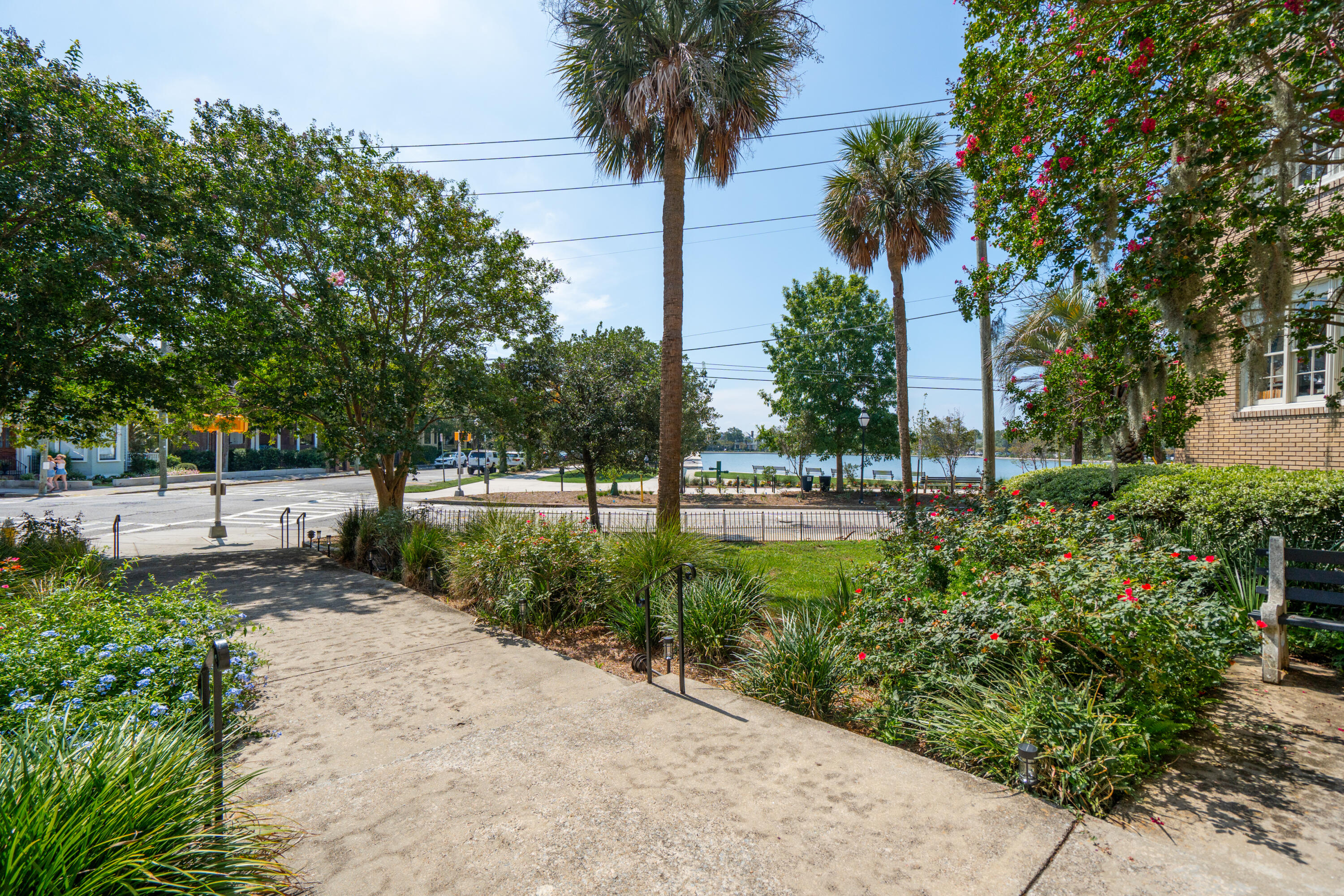 63 Rutledge Avenue 28