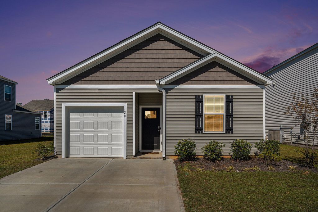 Photo of 120 Hillsford Lane, Summerville, SC 29486 (MLS # 25028234)