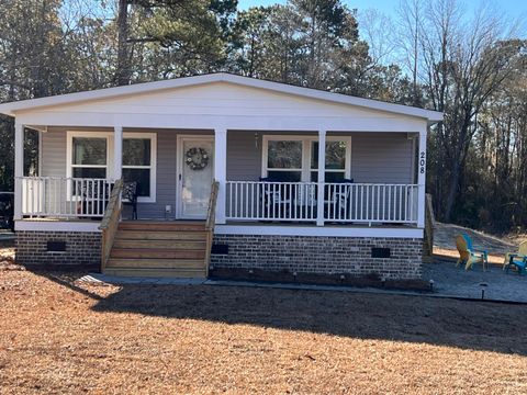 A home in Bonneau