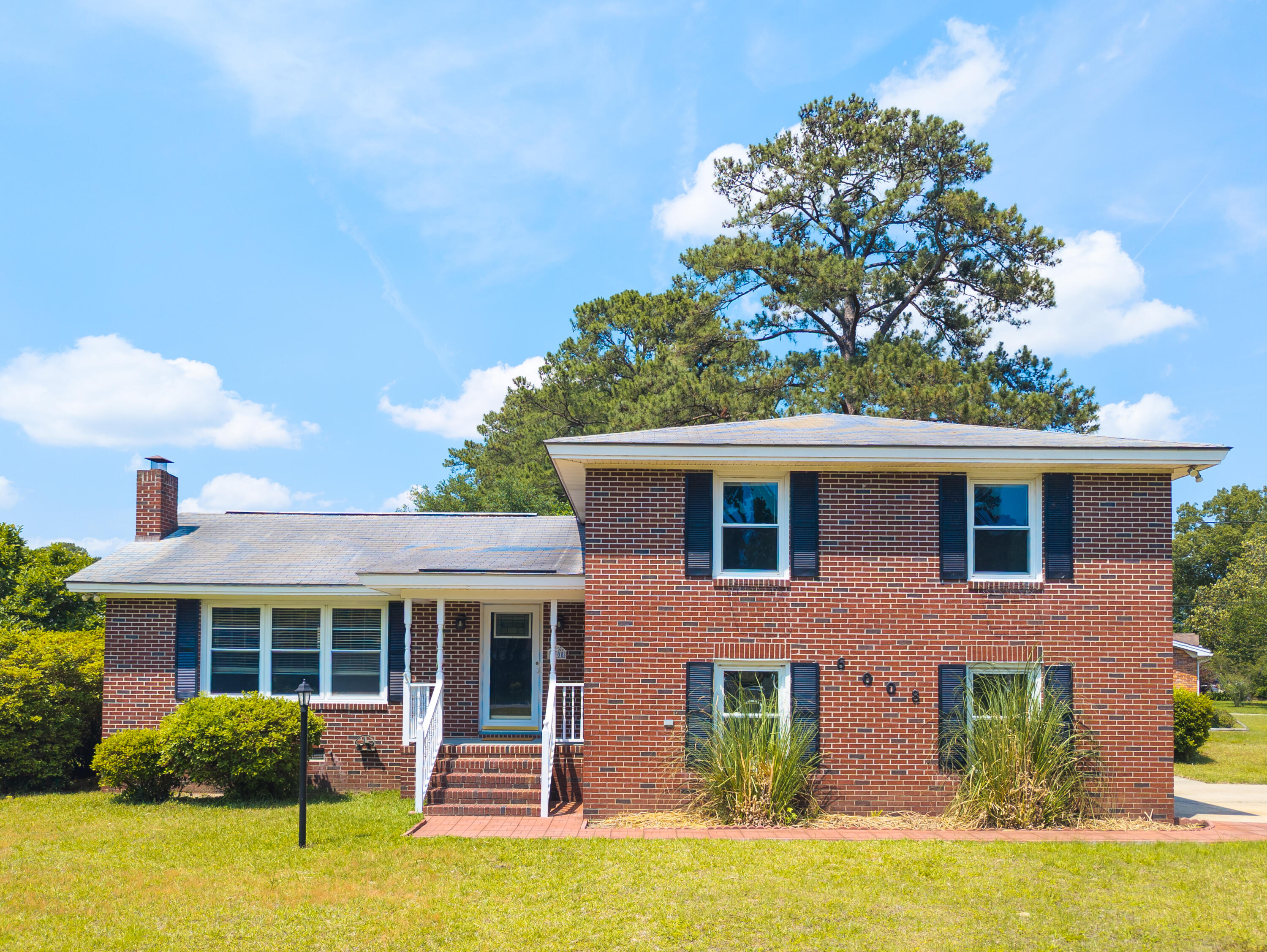 View Hanahan, SC 29410 house