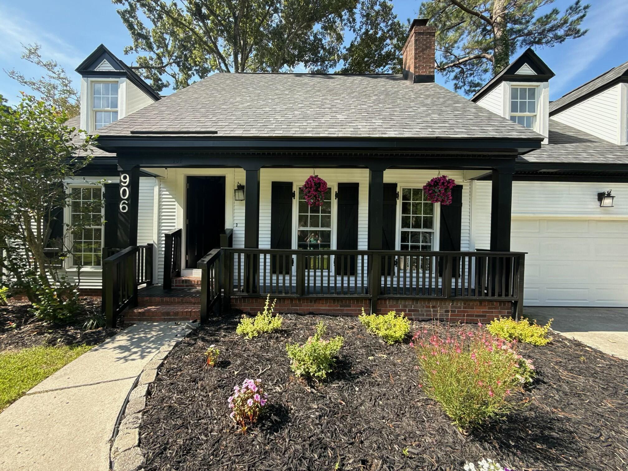 906 Essex Drive