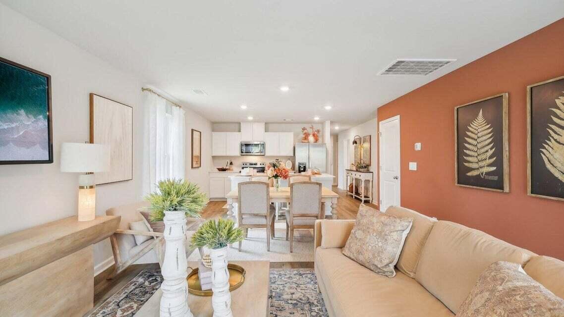 8865 Shovelnose Court