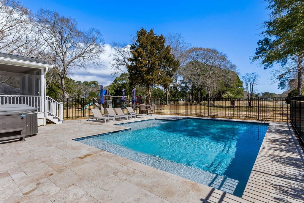 Photo of 1309 National Drive, Mount Pleasant, SC 29466 (MLS # 26006171)