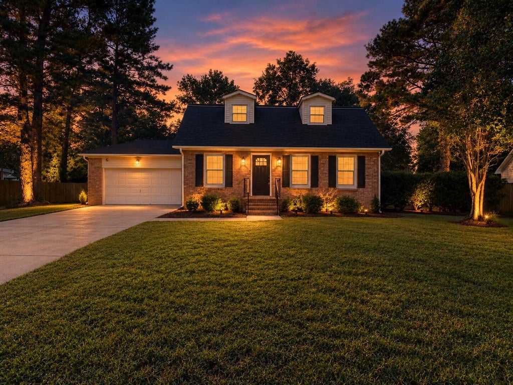 Photo of 108 Sandtrap Road, Summerville, SC 29483 (MLS # 26028257)