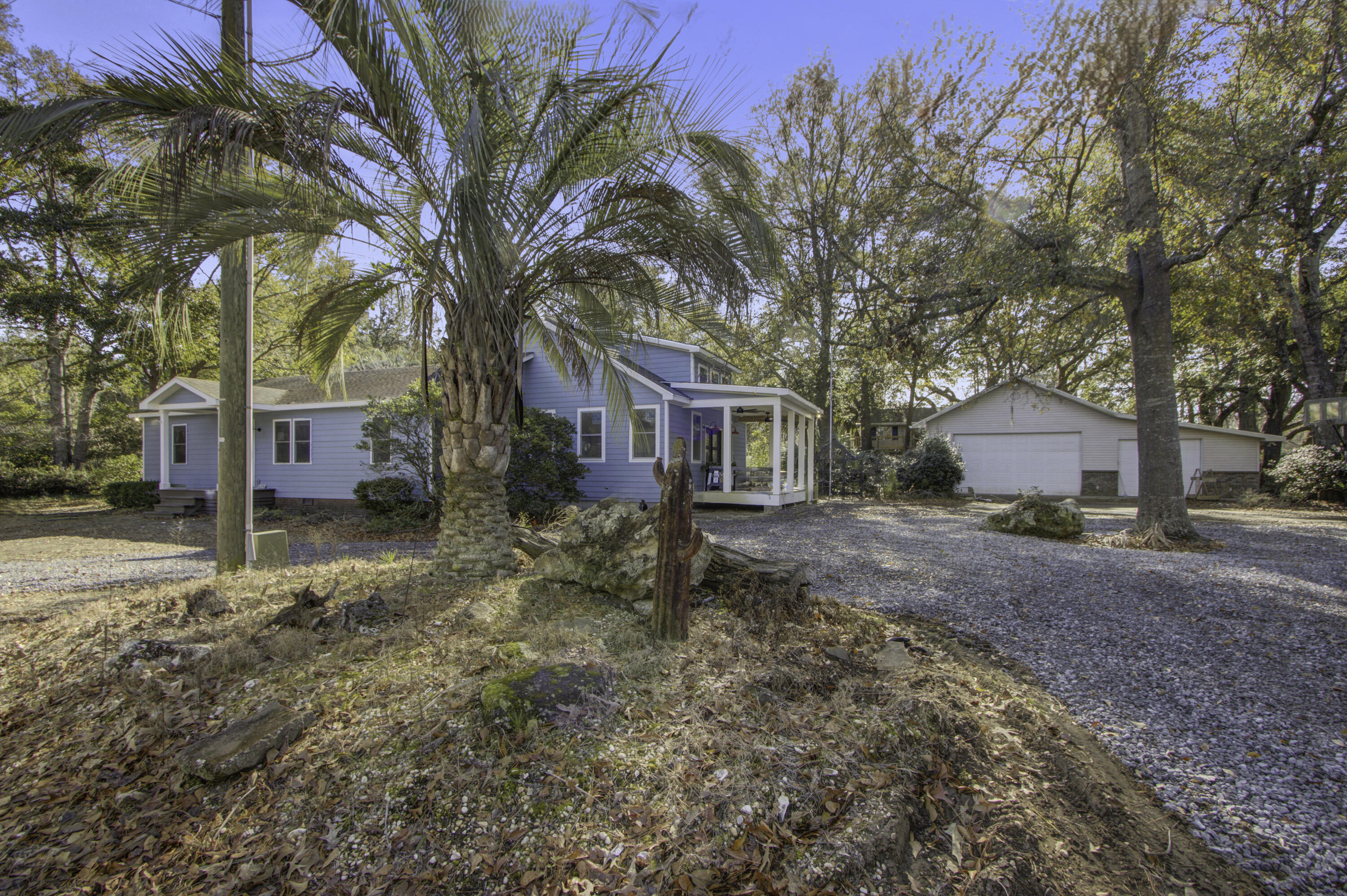 6094 Chisolm Road