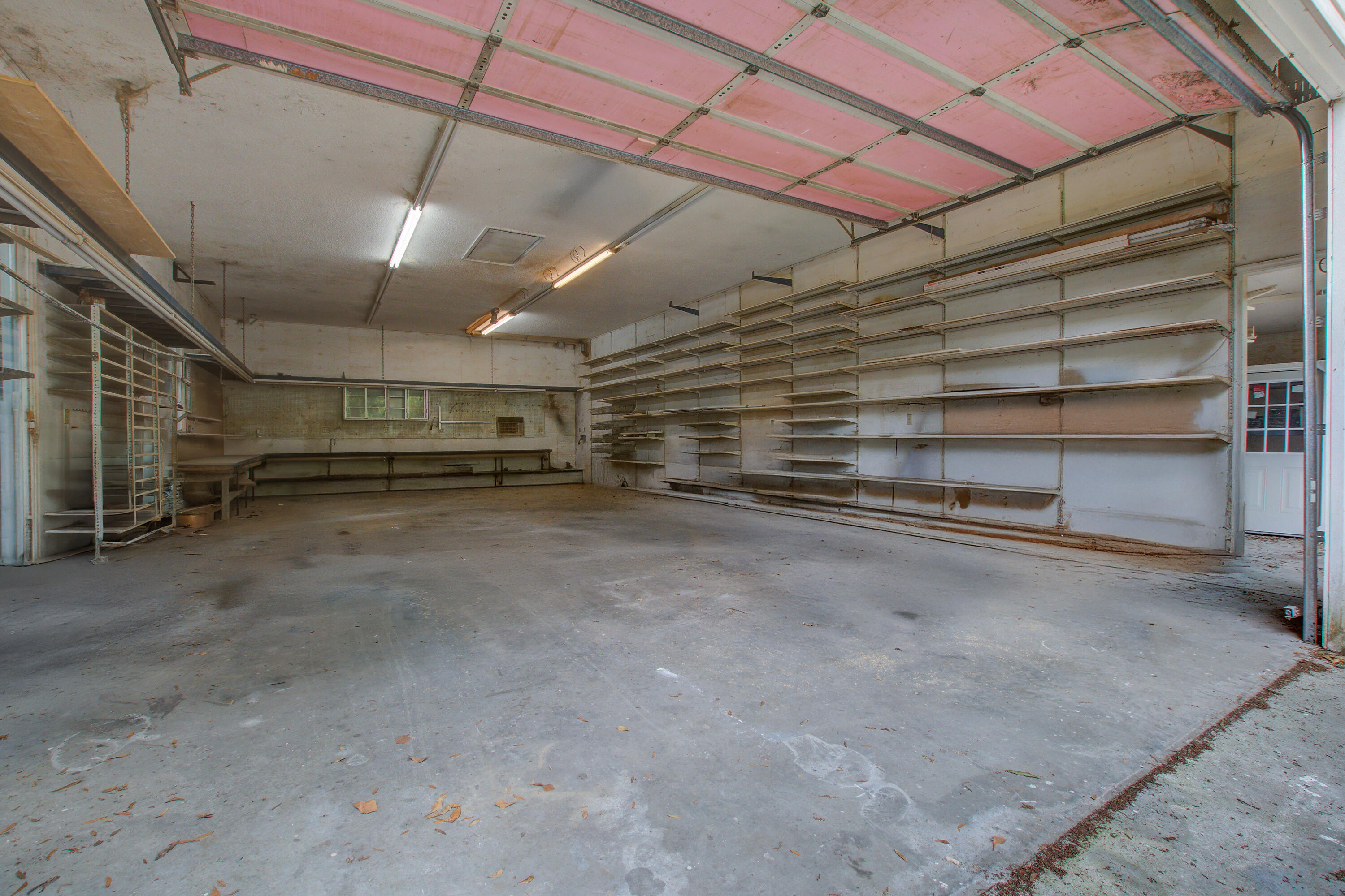 6094 Chisolm Road