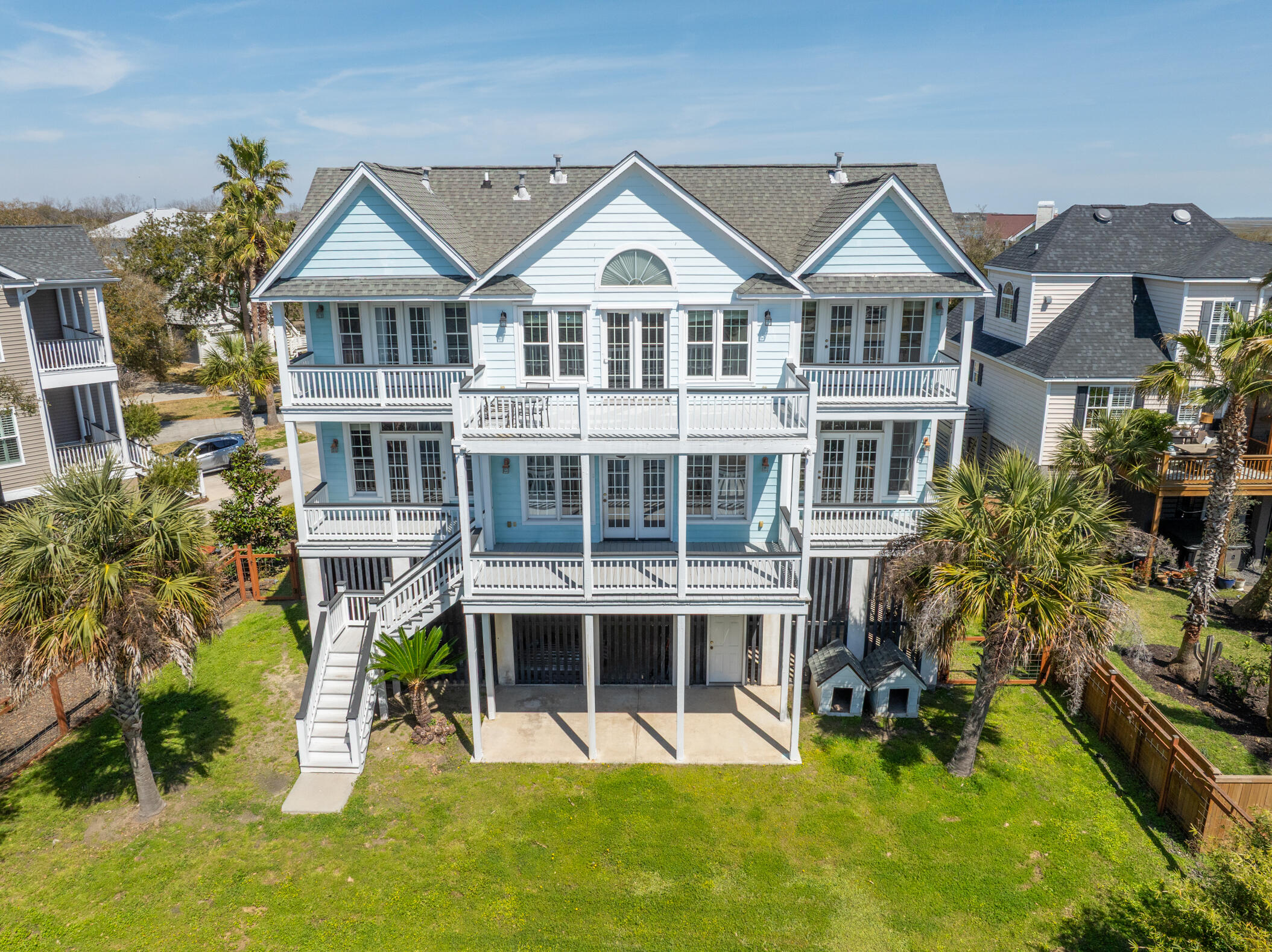 2107 Club View Court