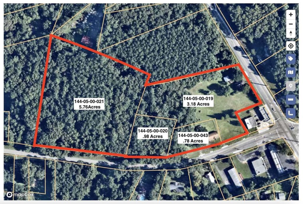 Photo of 639 Orangeburg Road, Summerville, SC 29483 (MLS # 25005524)