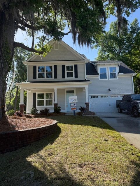 1413 Iroquois Street North Charleston SC 29405