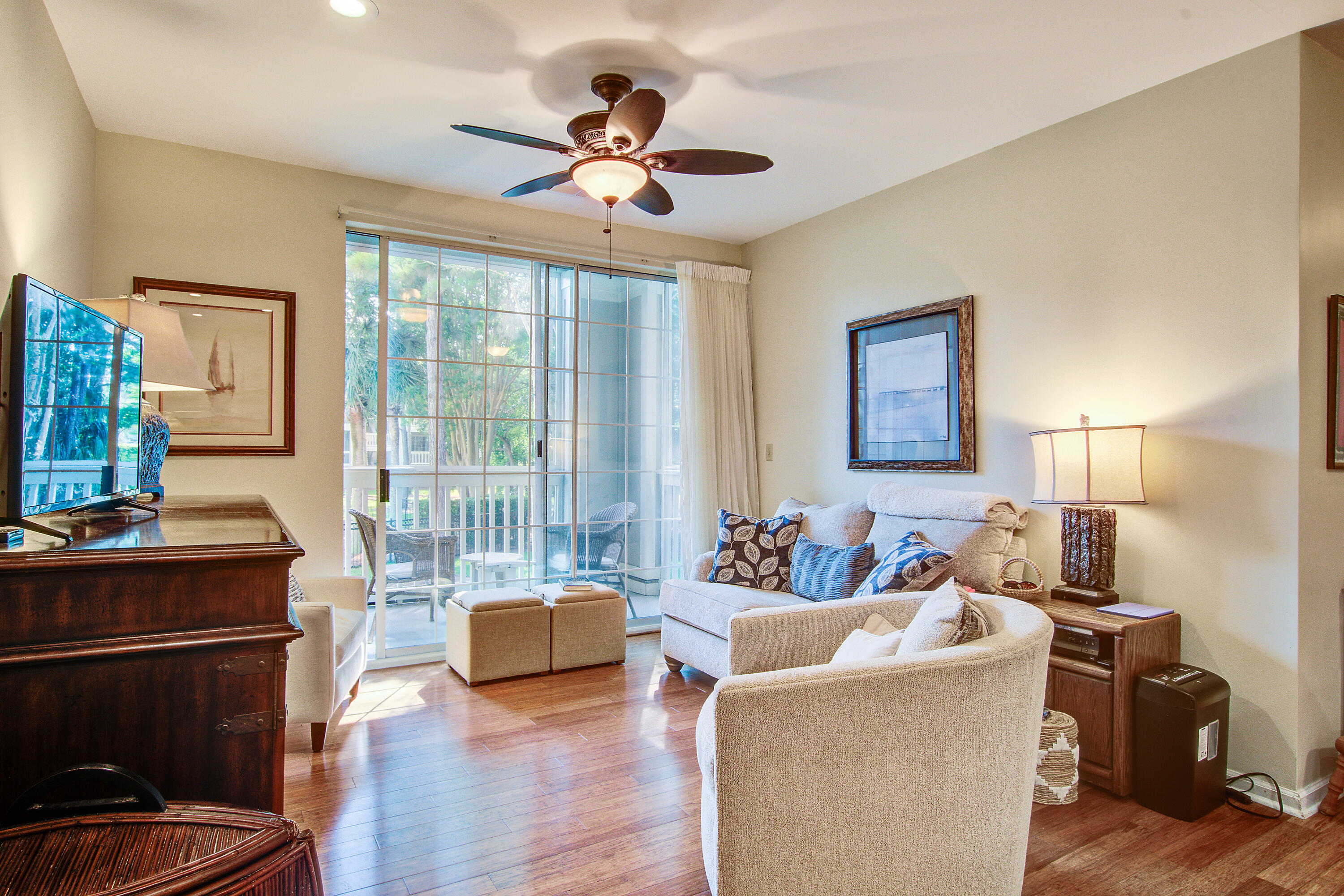 1600 Long Grove Drive 214