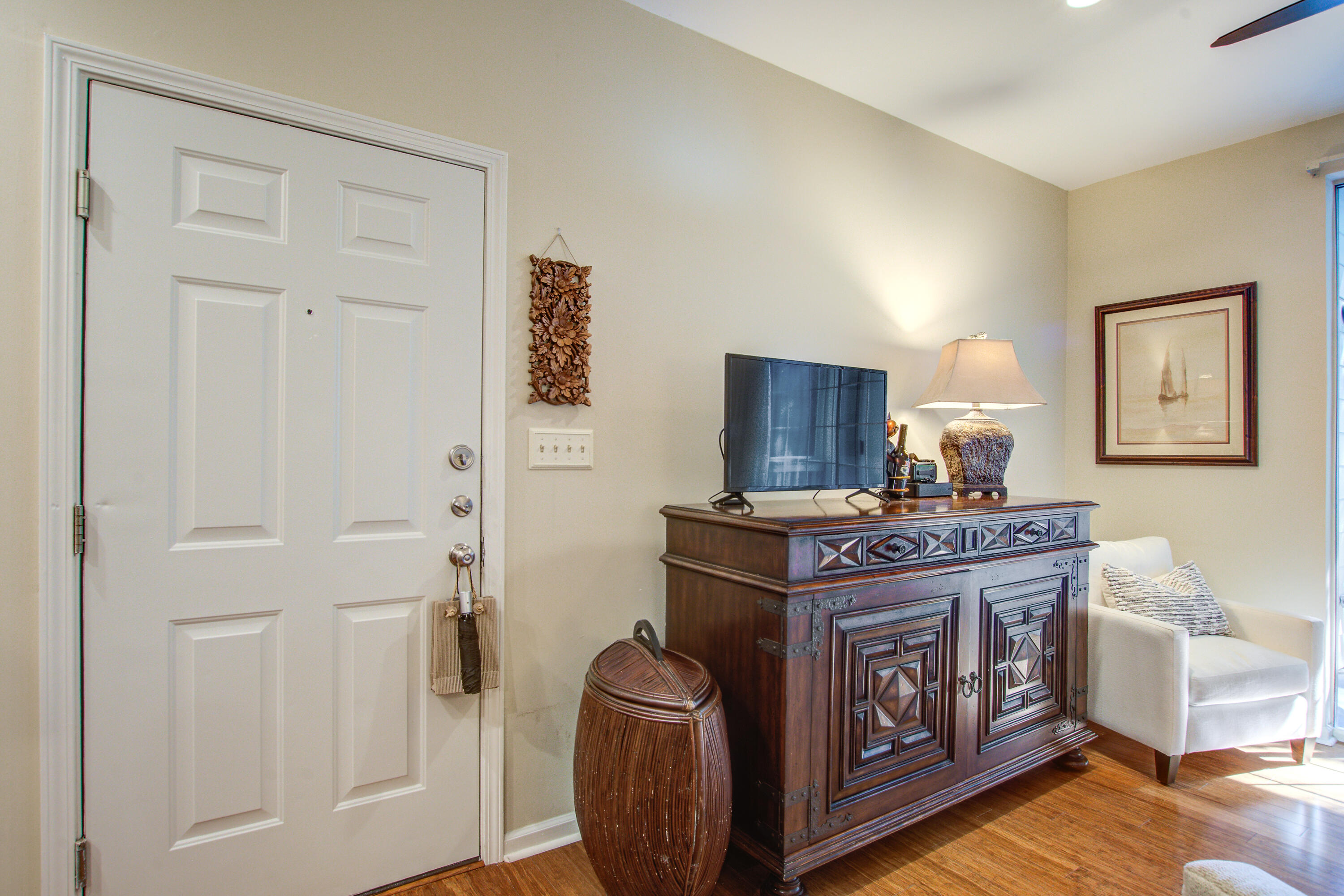 1600 Long Grove Drive 214