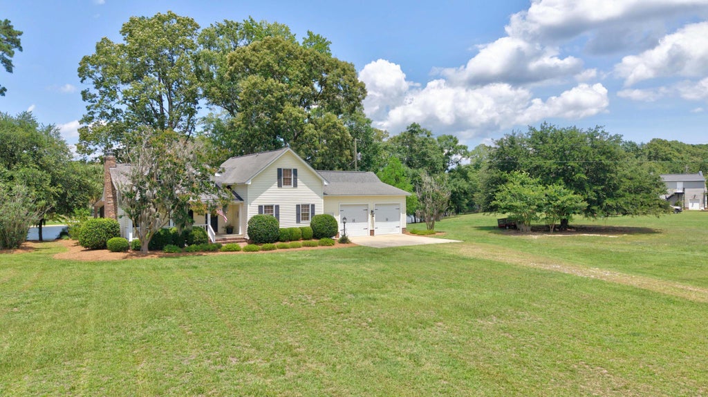 Photo of 1132 Ackerman Drive, Summerton, SC 29148 (MLS # 26018182)