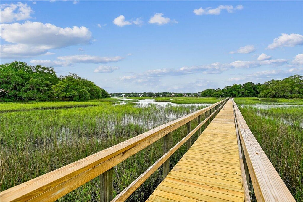 Photo of 1237 Peregrine Drive #Unit 4, Charleston, SC 29412 (MLS # 26026342)