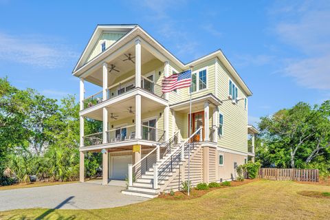 2501 Myrtle Street Edisto Beach SC 29438