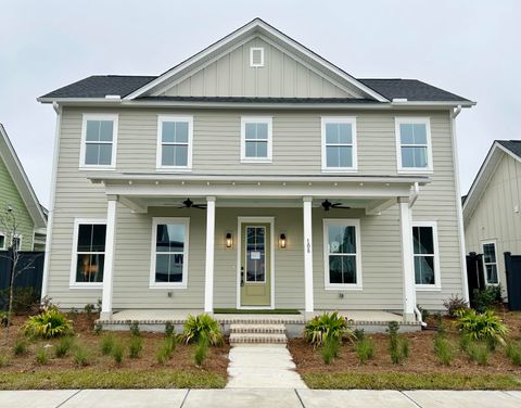 Single Family Residence in Summerville SC 00 Blueway Avenue.jpg