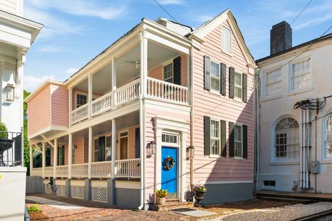 10 Ashmead Place Charleston SC 29403