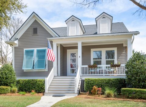 Photo of 1706 Sailmaker Street, Charleston, SC 29492 (MLS # 24006804)
