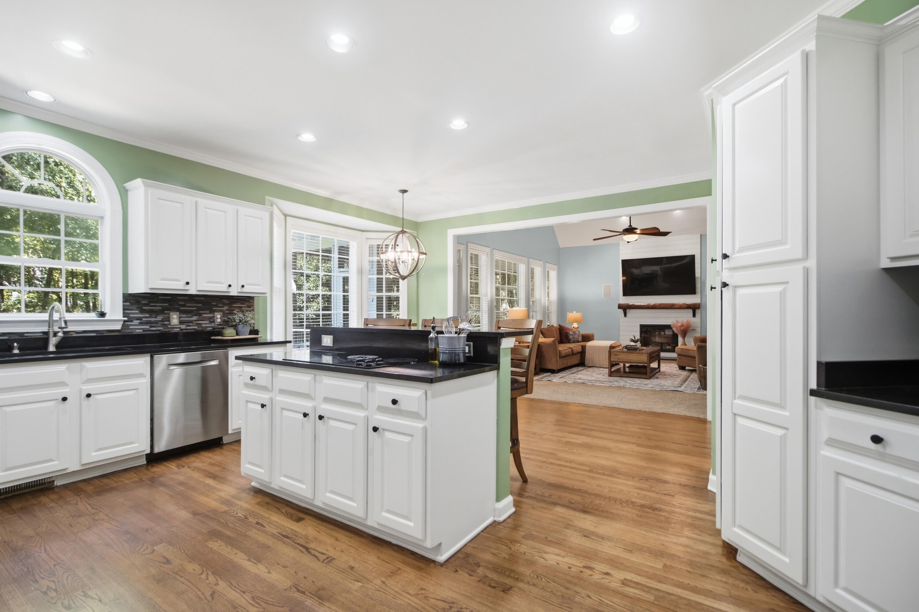 3444 Shagbark Circle