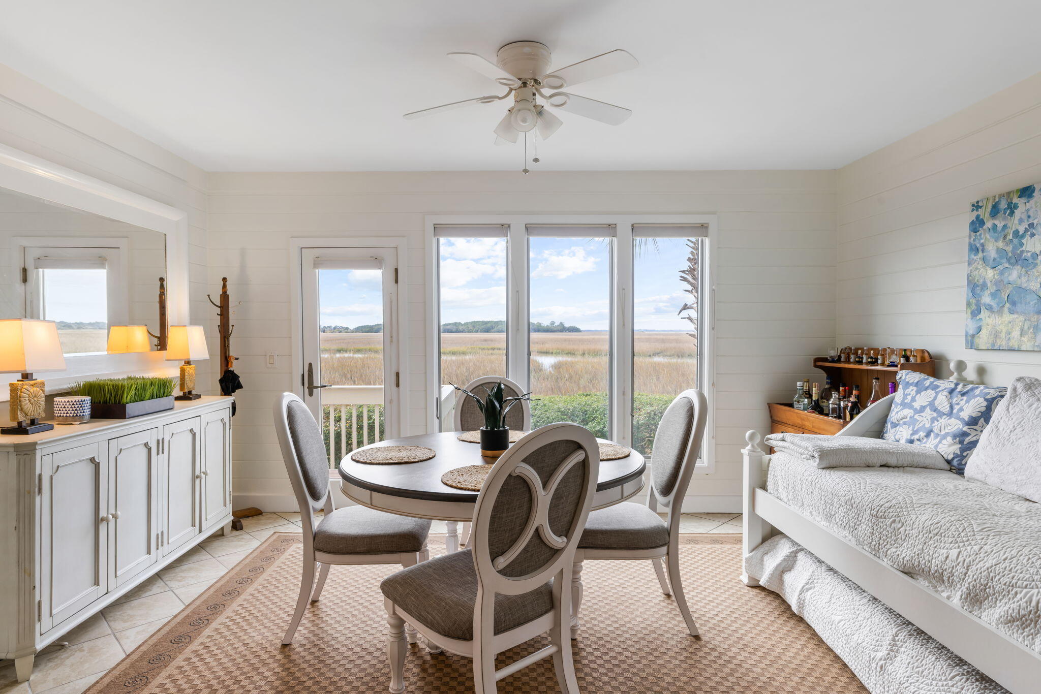 1810 Long Bend Drive