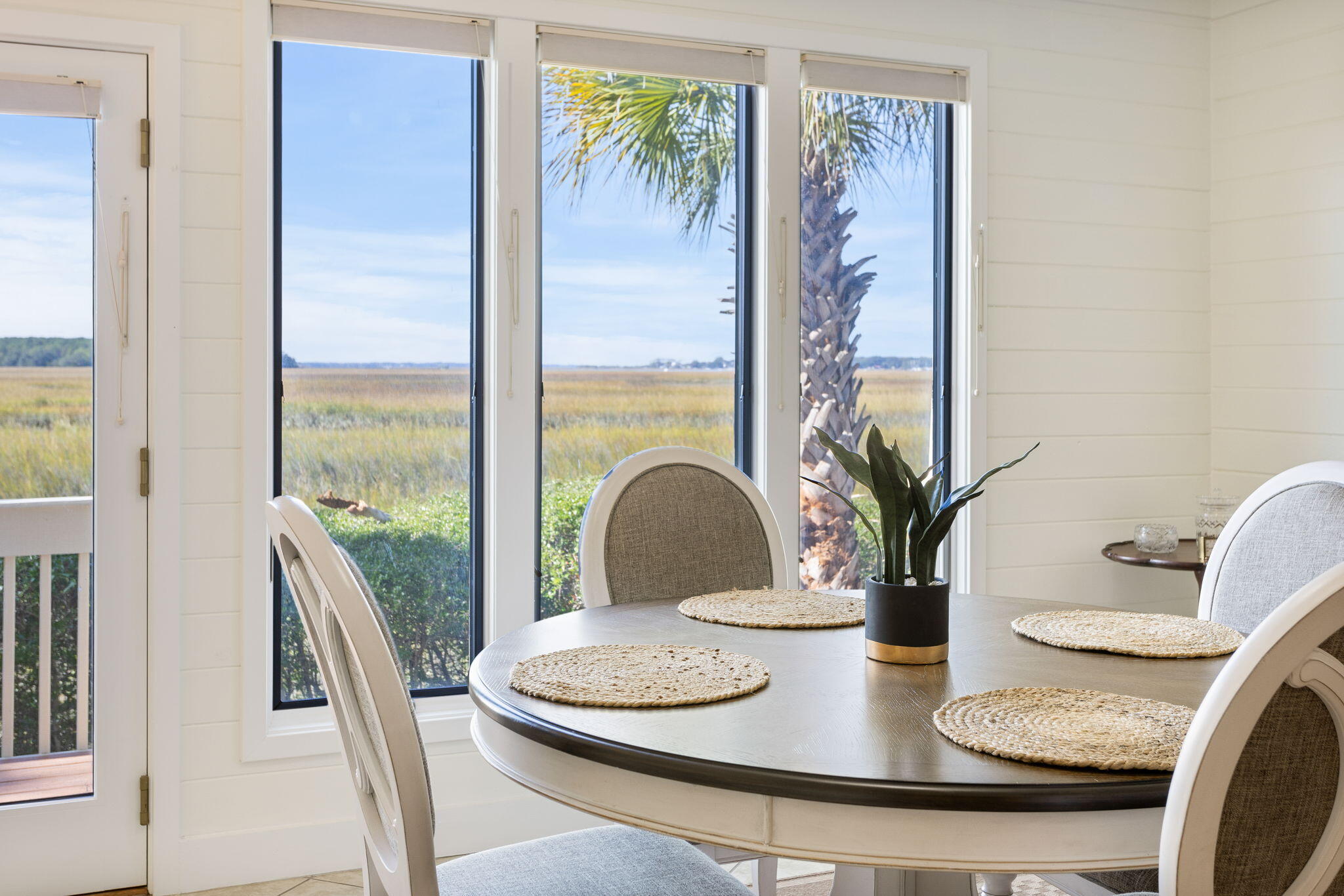 1810 Long Bend Drive