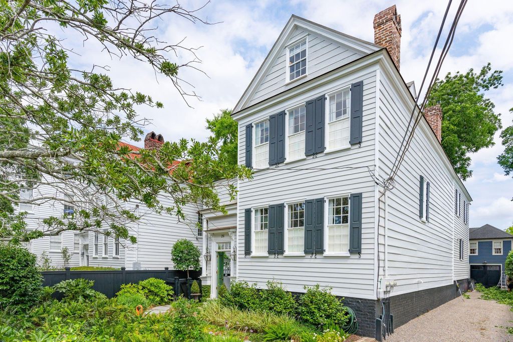 Photo of 26 Mary Street, Charleston, SC 29403 (MLS # 26001738)