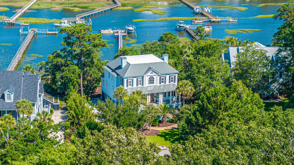 Photo of 2254 Beckenham Drive, Mount Pleasant, SC 29466 (MLS # 25011160)