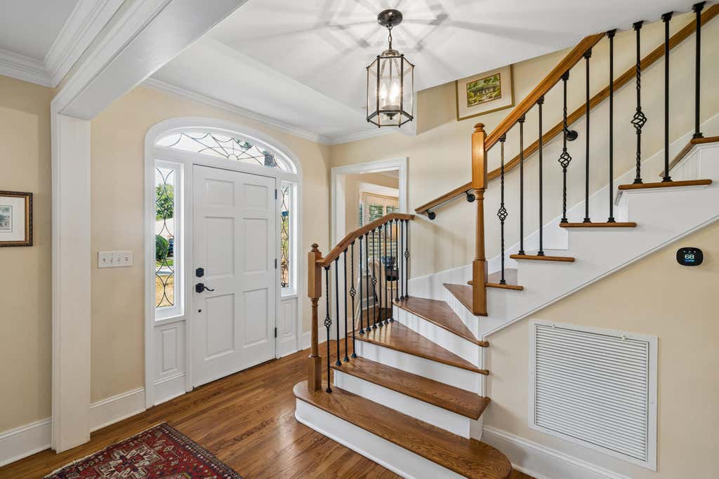 Photo of 1408 Burningtree Road, Charleston, SC 29412 (MLS # 26023157)