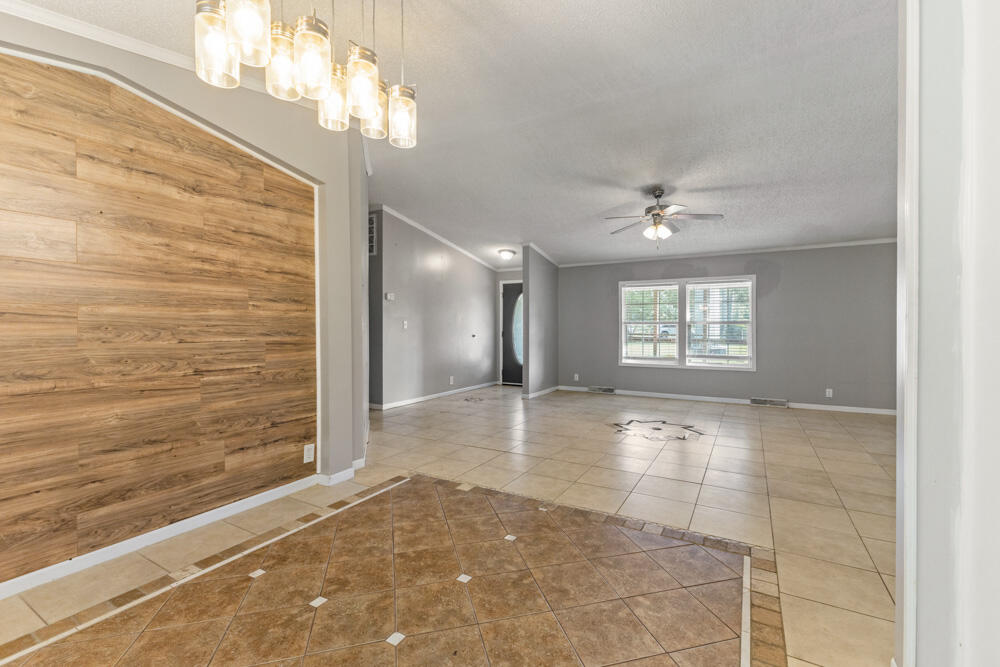 250 W Medina Street