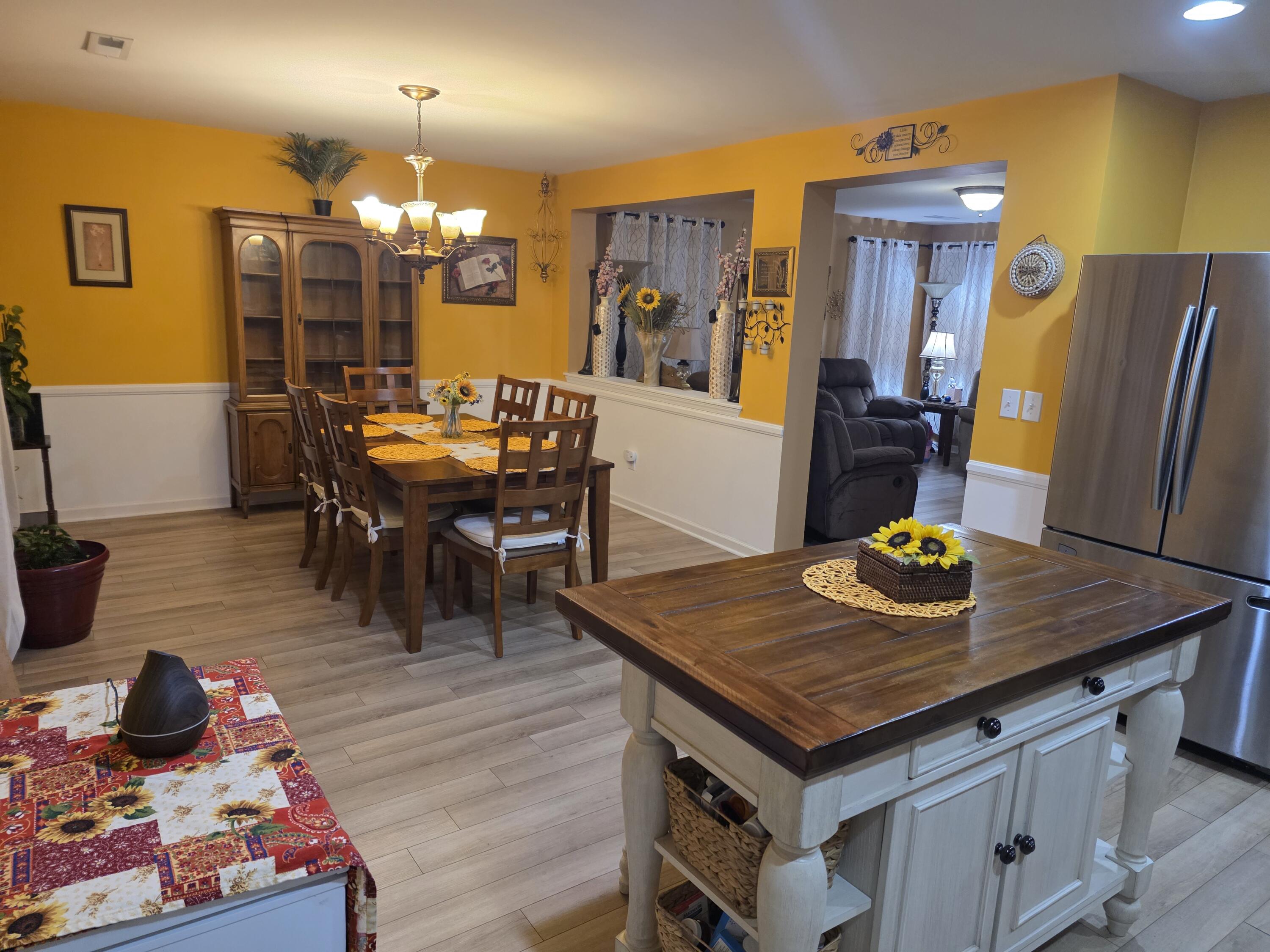 8896 Arbor Glen Drive