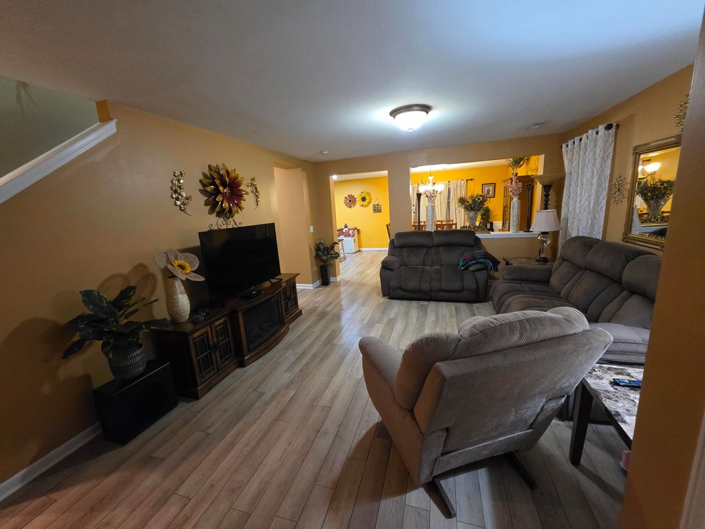 Photo of 8896 Arbor Glen Drive, North Charleston, SC 29420 (MLS # 25031302)