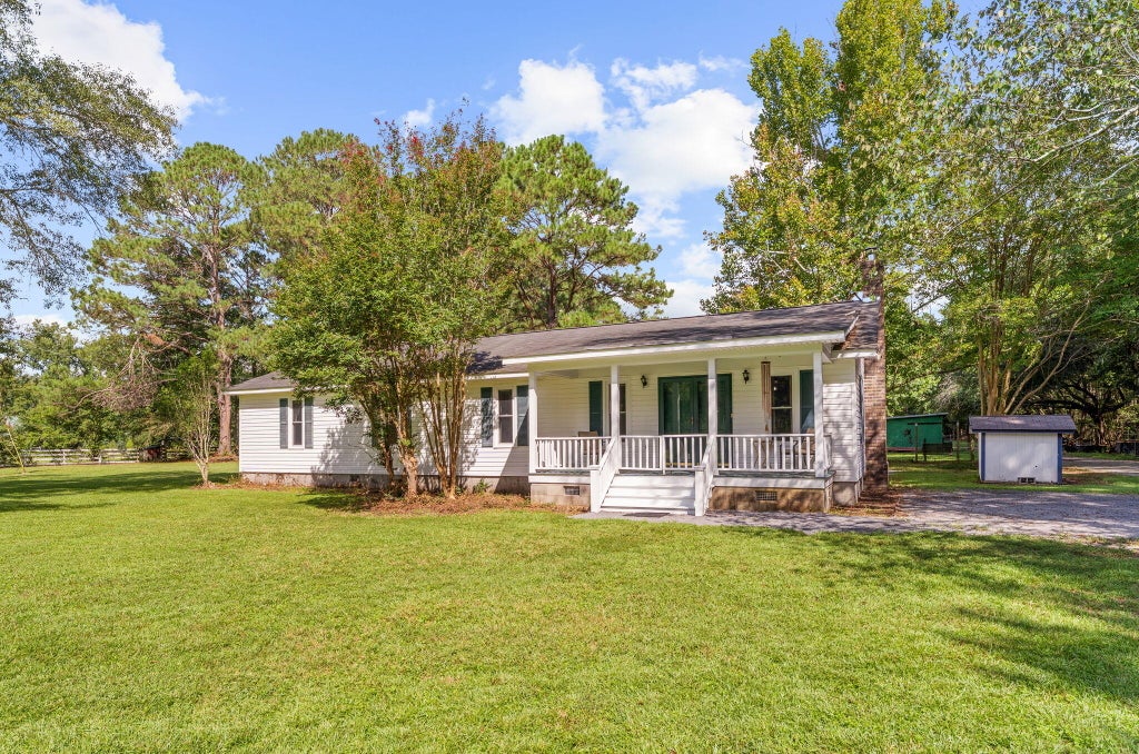 Photo of 4157 Cottageville Highway, Round O, SC 29474 (MLS # 26026773)