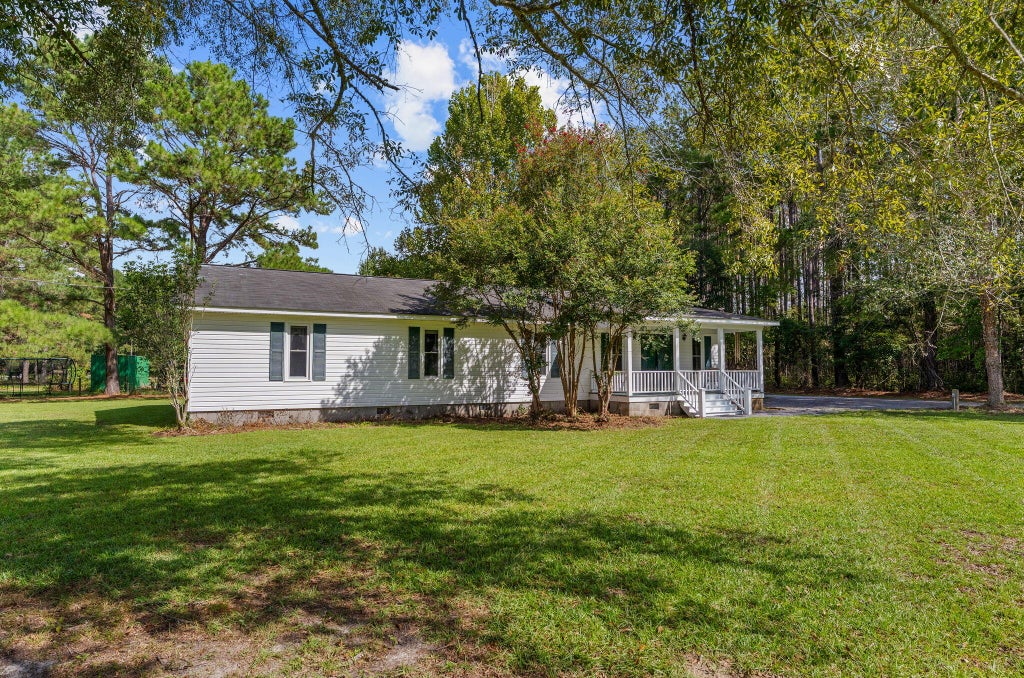 Photo of 4157 Cottageville Highway, Round O, SC 29474 (MLS # 26026773)