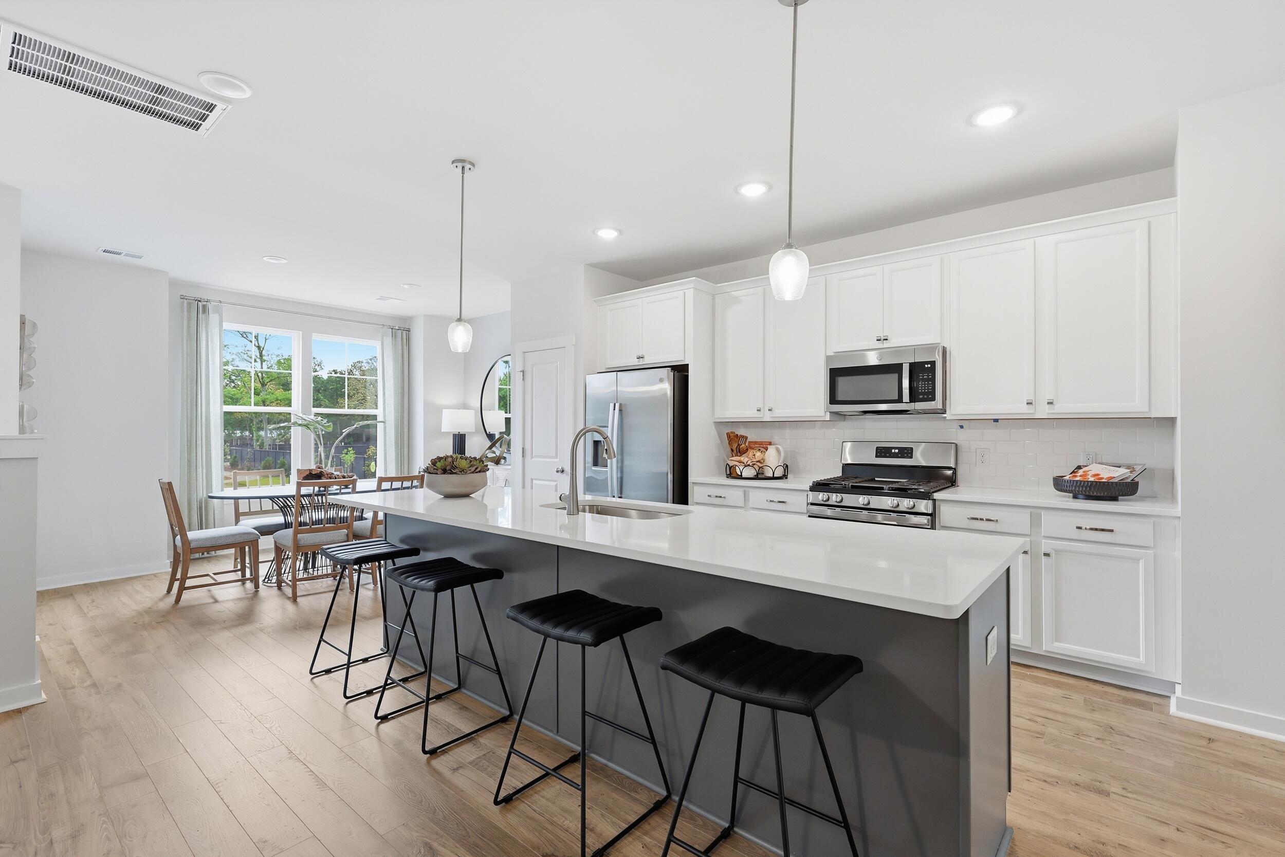 132 Fernbank Road Court