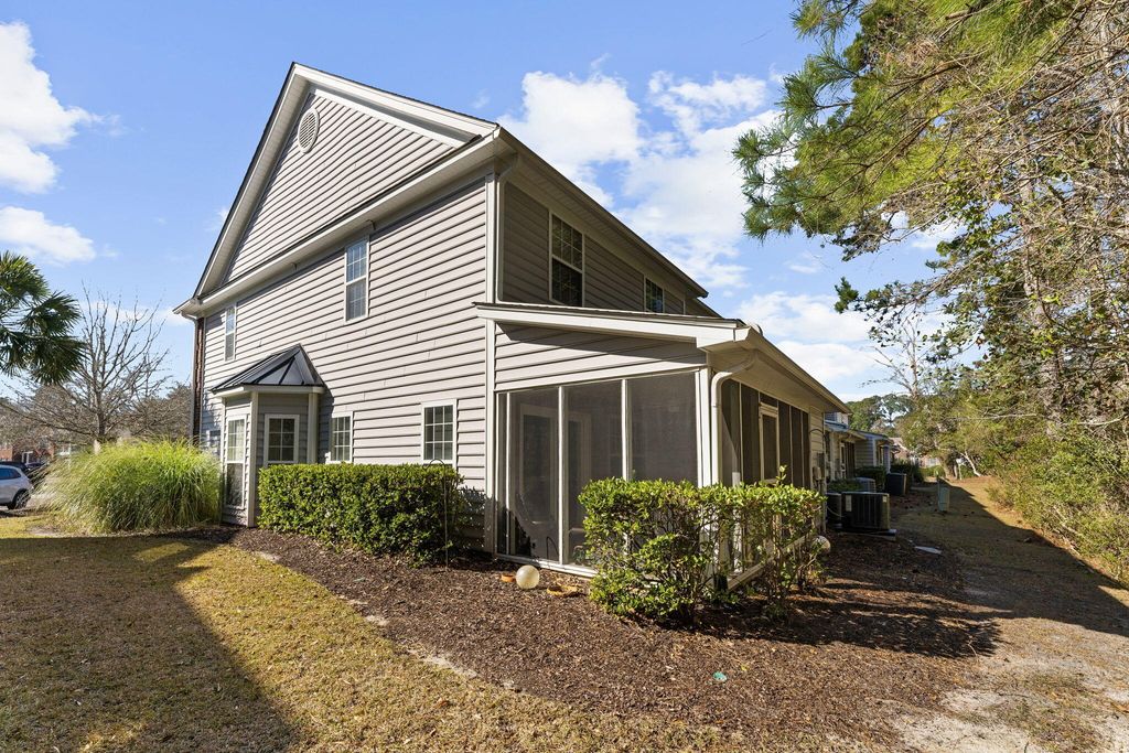 Photo of 1441 Wellbrooke Lane, Mount Pleasant, SC 29466 (MLS # 26001704)